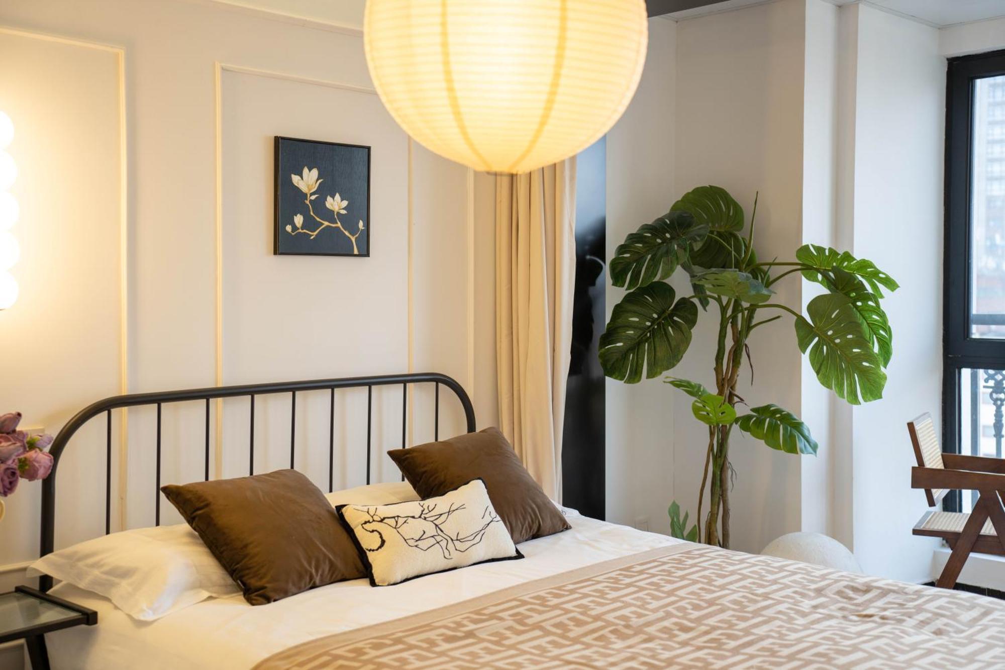 Apartment 上海小胖纸民宿-南京东路店-天赐外滩 *