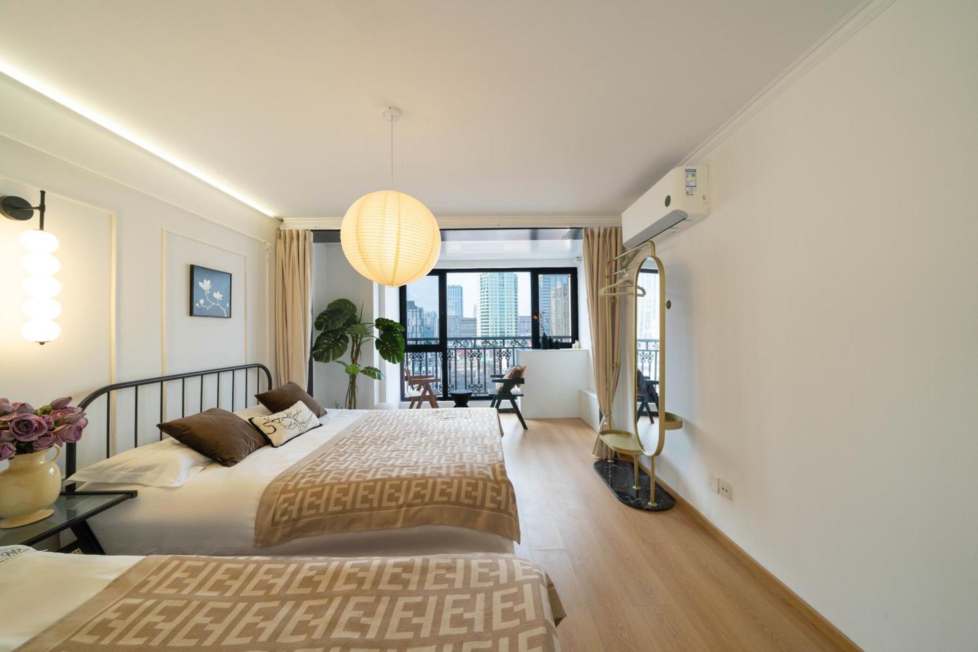 上海小胖纸民宿-南京东路店-天赐外滩 Apartment Shanghai